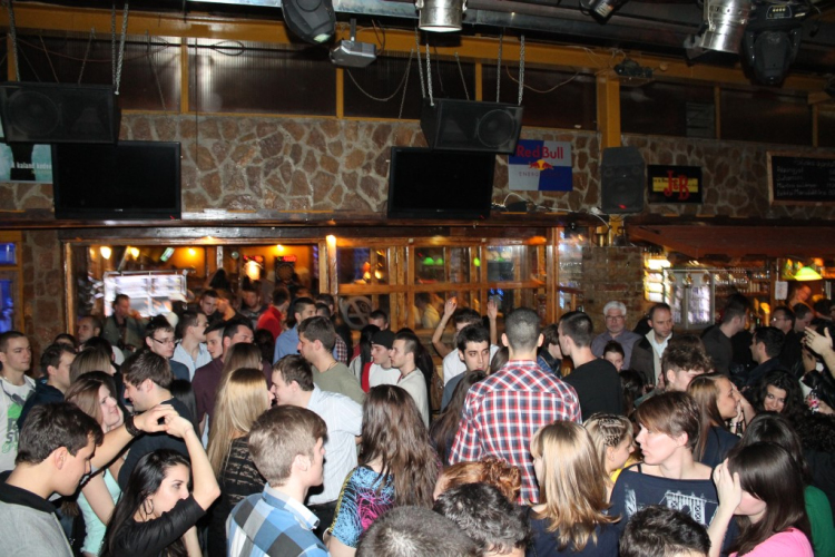 2013.02.20.Lapos College Night fotók:árpika