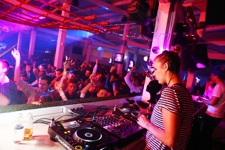 Club Mundo -  Julia Carpenter 2013.05.11. (szombat) (1) (Fotók:Vertigo)