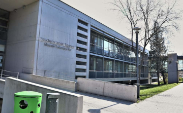 Keresztféléves felvételi – Több, mint 200 diákot vettek fel a győri egyetemre