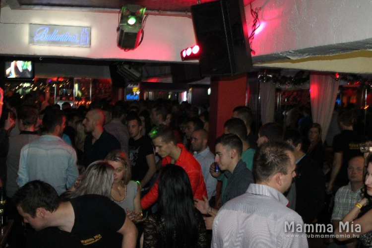2013.12.25.Szerda Mamma Mia  Szingli Party Dj:Ice & Dj:Balage fotók:árpika