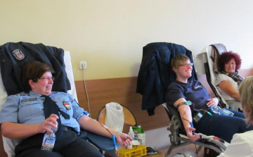 Sikeres véradónap a katasztrófavédelemnél - közel 700 ember életét mentették meg