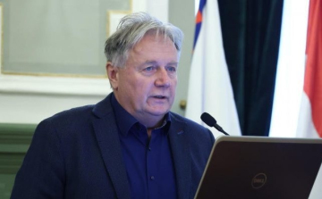 Nem tárgyalja a közgyűlés Prédl Antal lemondását, tehát nem lesz most váltás a Győr-Szol élén