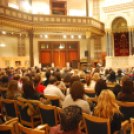 Oravecz Nóra előadása a győri Zsinagógában