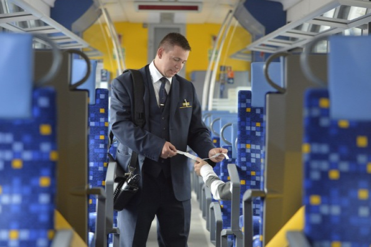 Egy jeggyel utazhatunk majd vonaton, buszon és helyi járatokon 