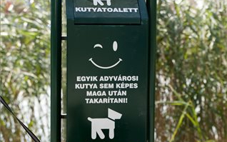 Öt új kutyatoalett kerül kihelyezésre  Győrben