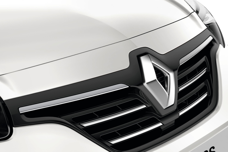 A Renault is csalt? - Visszahív 15 ezer autót