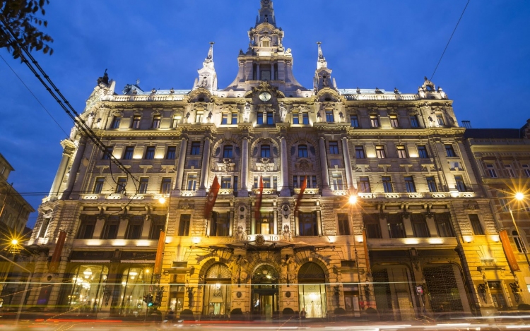 Francia vállalat vette meg a budapesti New York Palotát