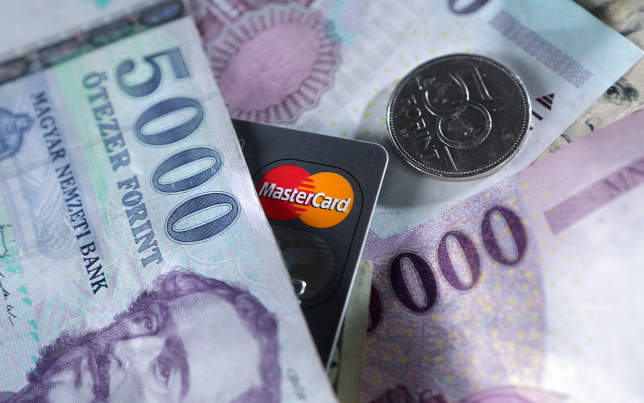 Ilyen még soha nem volt: Hatalmas adócsökkentés lesz 2020-ban