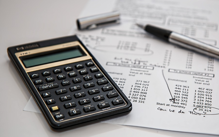 Decemberben kell dönteni az eváról 