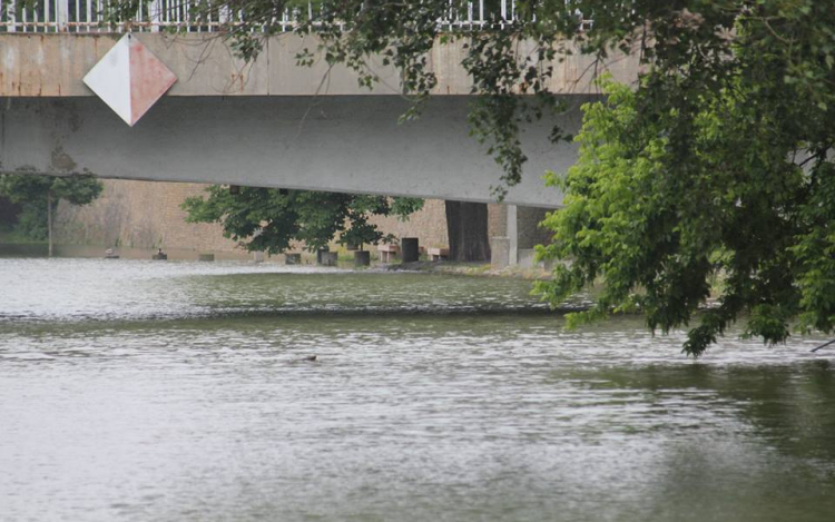 Áradás - Másodfok közelében tetőzhet a Duna Nagybajcsnál