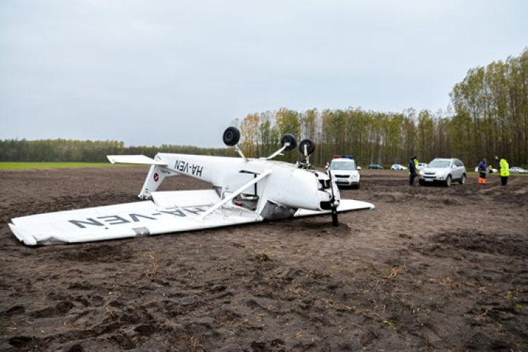 Lezuhant egy kisrepülőgép Érsekcsanád mellett