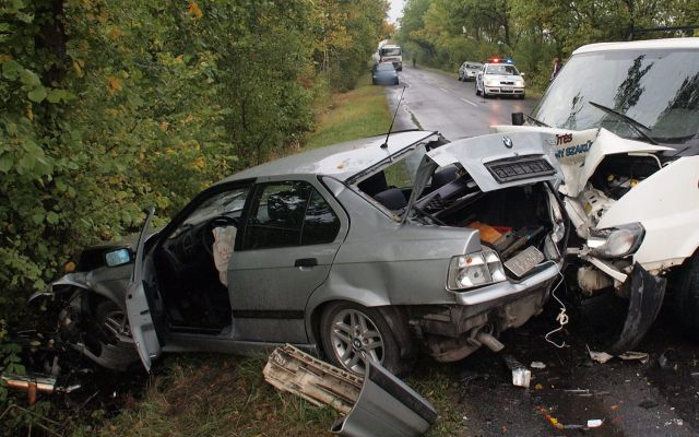 Kilenc halálos közúti baleset történt a hétvégén