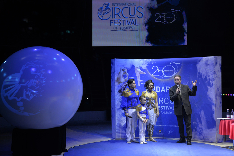 Új cirkuszművészeti Központ és jubilumi Cirkuszfesztivál Budapesten