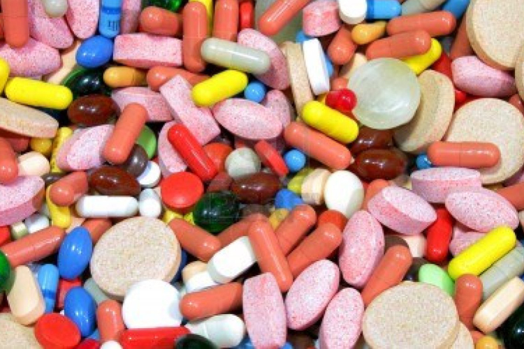 Kis fekete háromszög kerül az új gyógyszerekre