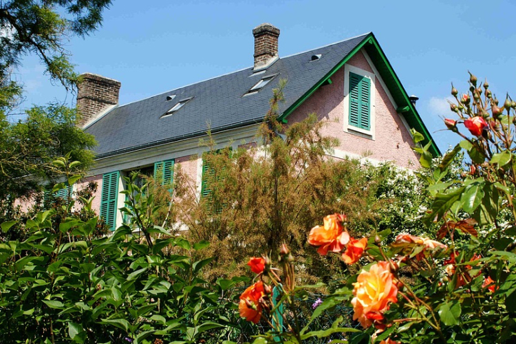 Monet házát is ki lehet bérelni