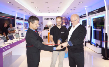 Új Sony bolt nyílt a győri Árkádban