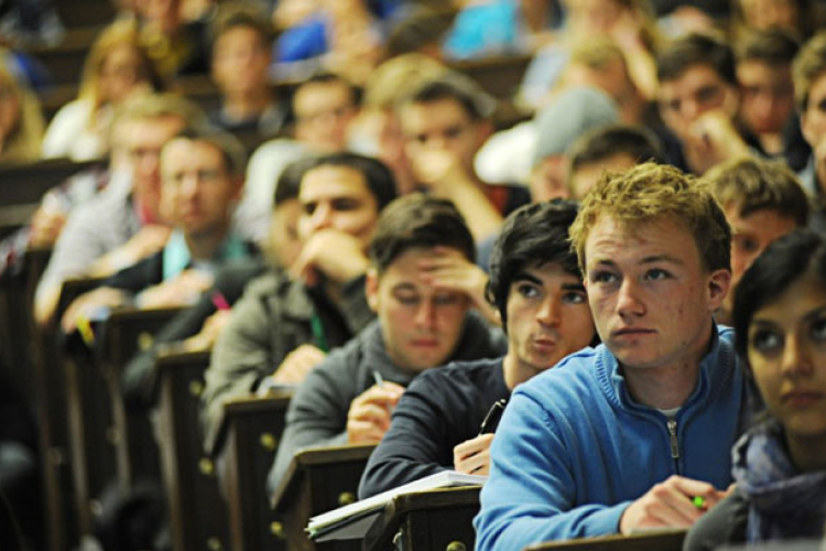 Bajorországban megszűnik az egyetemi tandíj