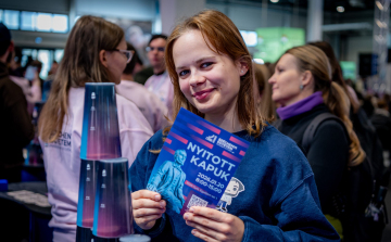 Nyitott kapukkal várják a továbbtanulás előtt álló fiatalokat a Széchenyi István Egyetemen