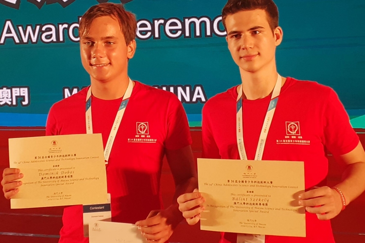 Különdíjat nyertek szombathelyi gimnazisták egy kínai innovációs versenyen