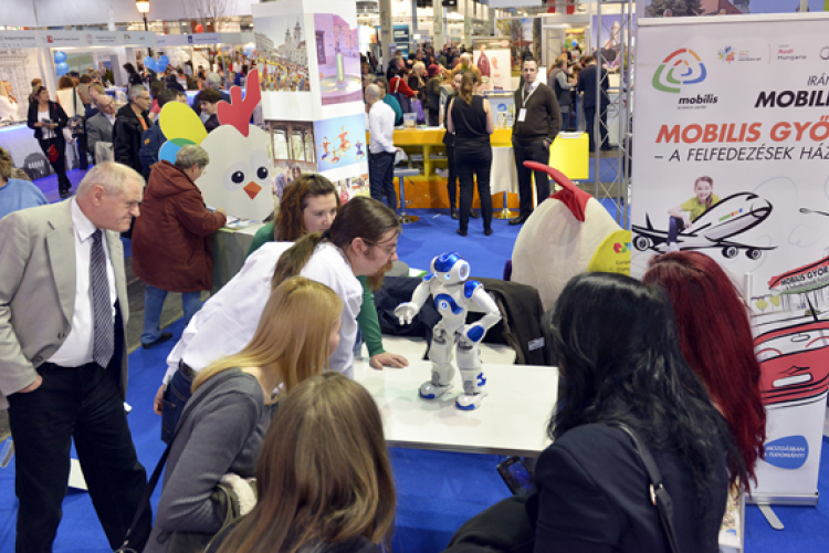 GYŐR AZ UTAZÁS KIÁLLÍTÁSON MUTATJA BE IDEI KÍNÁLATÁT