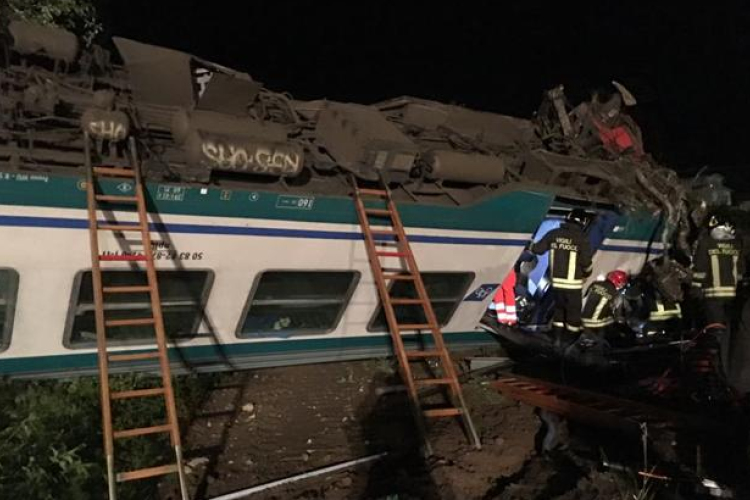 Halálos vonatbaleset Észak-Olaszországban 