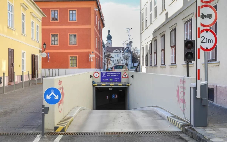Lezárják a Dunakapu téri mélygarázst