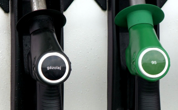 Drágább a benzinkútnak az üzemanyag, mint az autósoknak