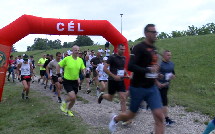 Futással emlékeztek meg az árvízről