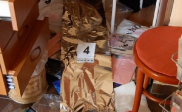 Készpénzt és ruházati termékeket lopott 