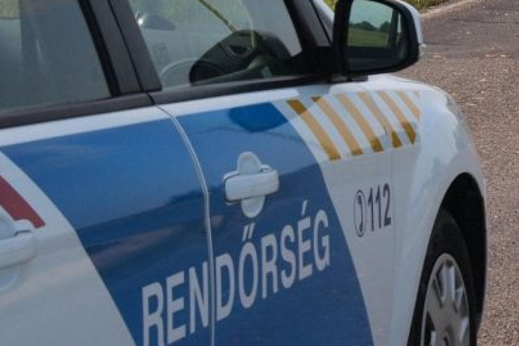 Cigivel kábították el, majd kirabolták a férfit Győrben