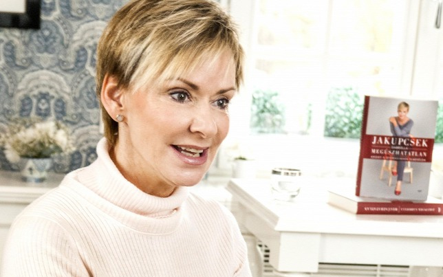 Pszichés beteg zaklatta Jakupcsek Gabriellát saját nappalijában