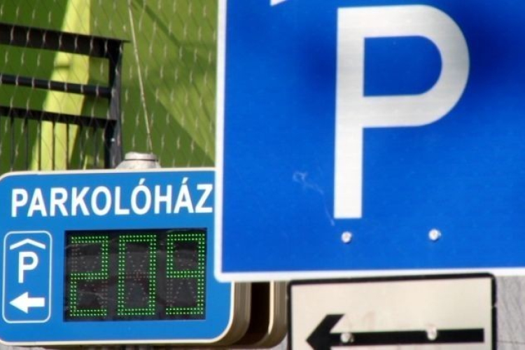 Pünkösd 2023 – Így alakul a parkolás, a piacok és a temetők nyitvatartása