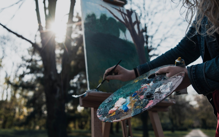 Figyelem! Ösztöndíjpályázat fiatal művészeknek