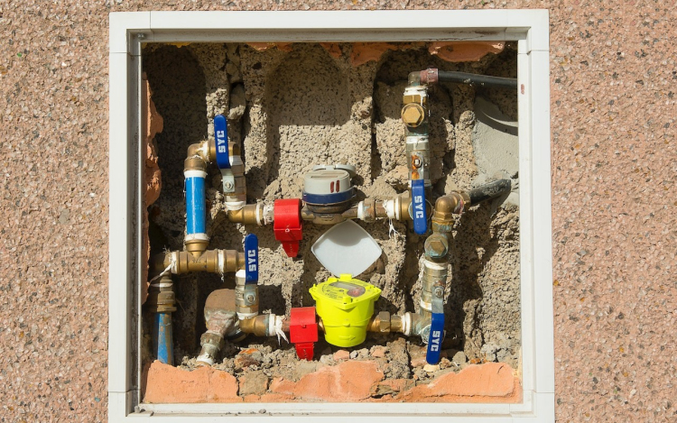 Több mint tizennégyezer vízmérőt cserél le a Pannon-Víz Győrben