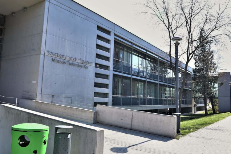 Keresztféléves felvételi – Több, mint 200 diákot vettek fel a győri egyetemre