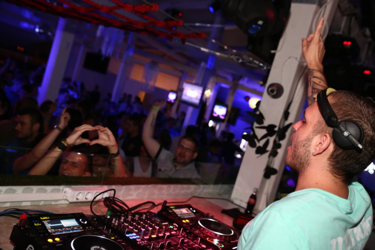 Club Mundo -  Voksán Virág 2013.06.08 (szombat) (21) (Fotók:Vertigo)