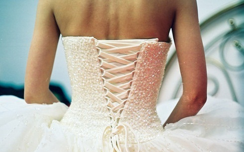 Oltár elől lépett le a menyasszony - a húga lett a 