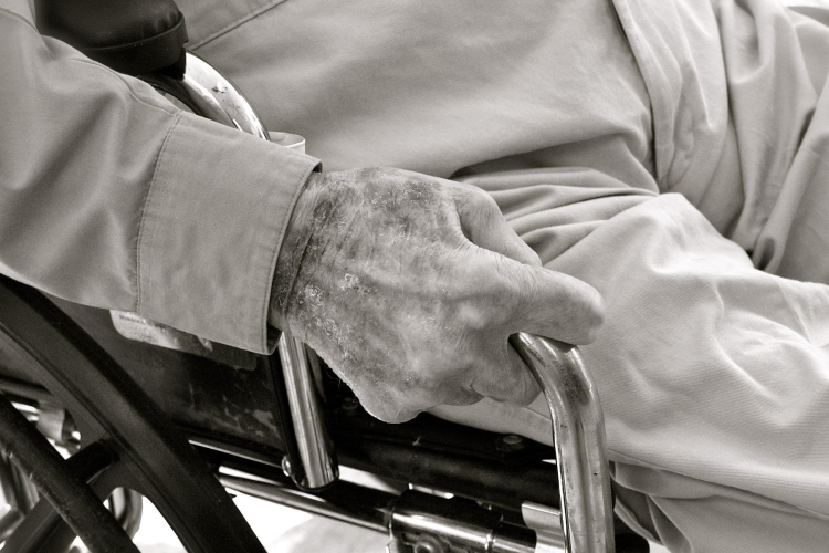 Elhanyagoltság miatt halt meg az idős néni