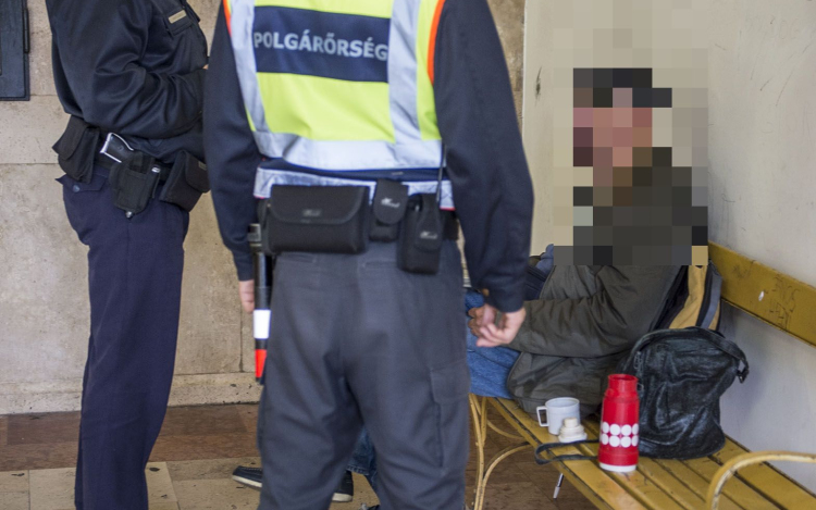 Fokozott védelem a győri vasútnál és buszállomáson 