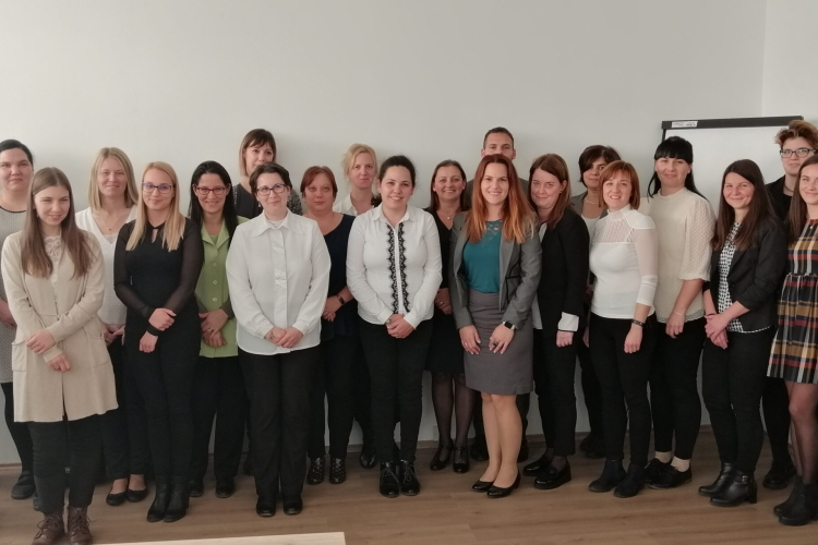 Házasodnátok? Anyakönyvvezetőt most biztosan találtok