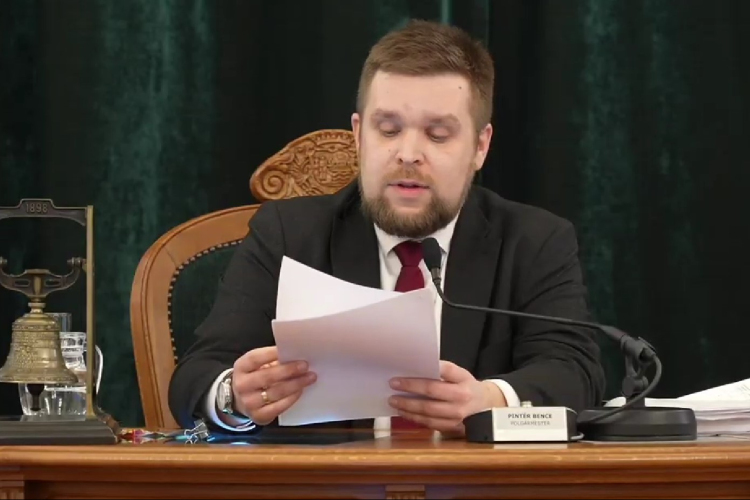 A polgármester elnapolta a közgyűlést és újabb feljelentéseket tett