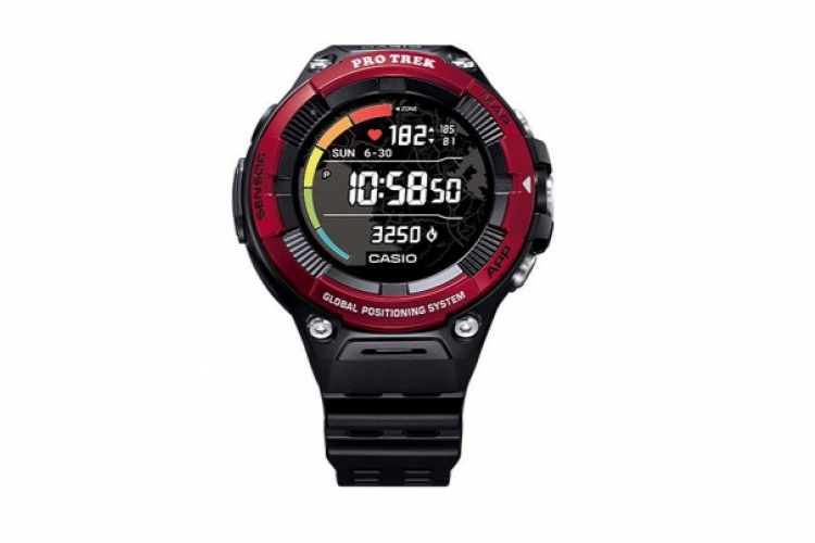 Pulzusmérővel hódít a Casio legújabb okosórája