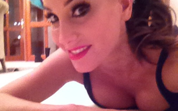 Vajna Tímea megmutatta bájait