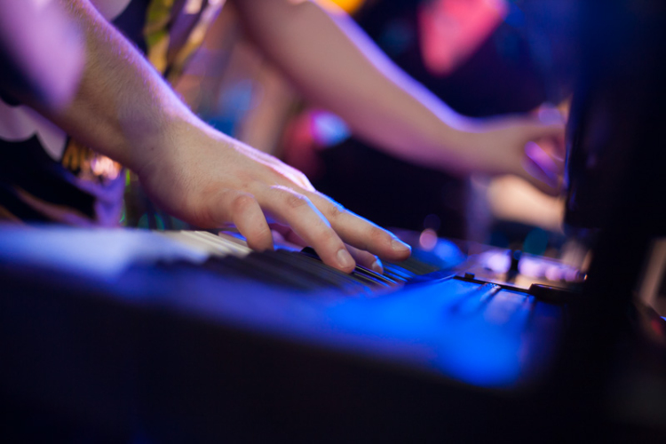 Club Neo - Delta Buli