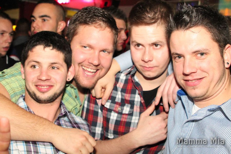 2013.12.14.Szombat Mamma Mia Házibuli Dj:Balage fotók:árpika