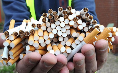 Közel háromszáz karton cigarettát találtak egy férfinél Győrben 