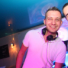 Egy belépő, két zenei stílus