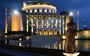 Vidnyányszky Attila vezeti tovább a Nemzeti Színházat