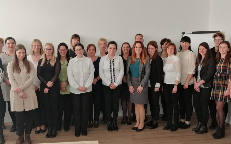 Házasodnátok? Anyakönyvvezetőt most biztosan találtok