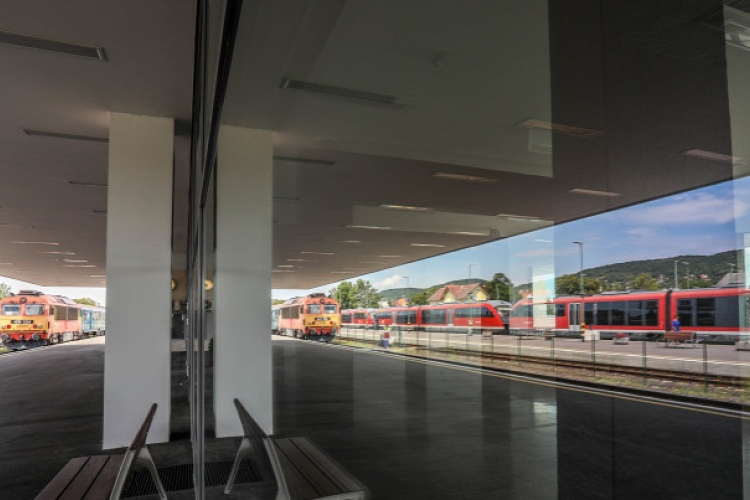 Változik a vonatok menetrendje április 7-től